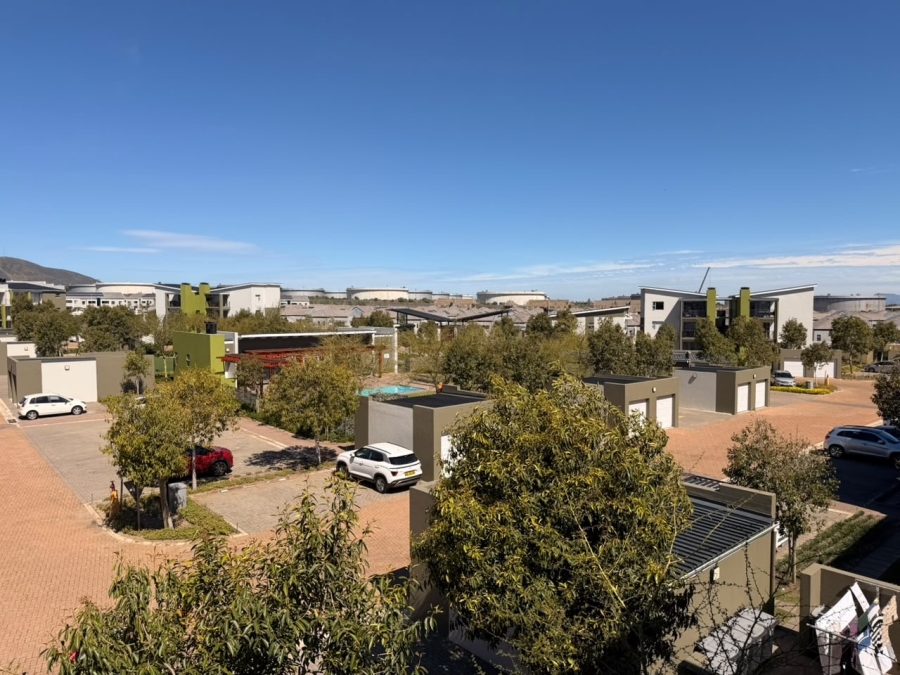 To Let 2 Bedroom Property for Rent in Burgundy Estate Western Cape